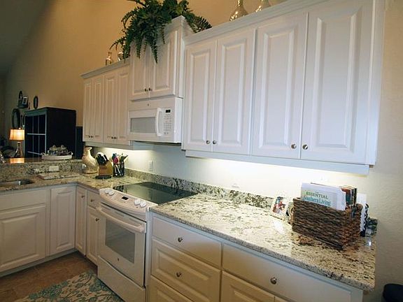 5th image of 2937 Mission Lakes Dr