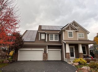 11204 Whitewater Dr, Woodbury, MN 55129