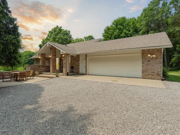 3665 Broadview Ln, Highland, MI 48357