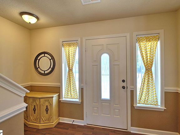 3rd image of 531 Wesberry Cir