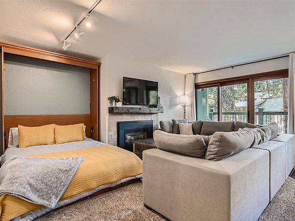 3rd image of 820 Columbine Drive UNIT 5