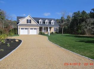 117 Herring Creek Rd, Edgartown, MA 02539