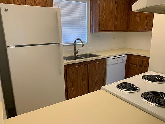 4th image of 1920 N Congress Ave APT 202