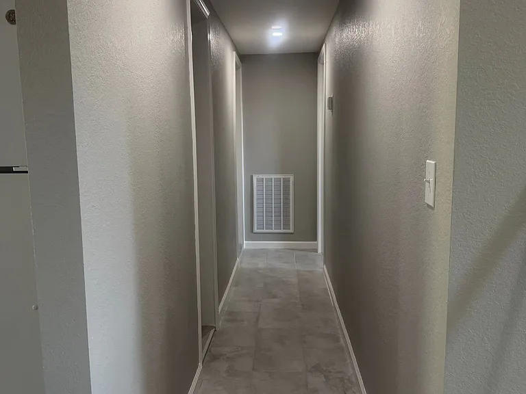 3040 Fletcher Ave — Photo 3