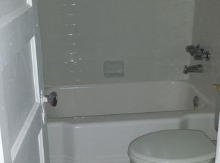 819 51st St SE, Washington, DC 20019