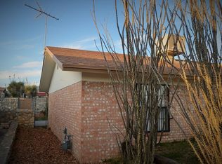 10949 Brownfield Dr, El Paso, TX 79936