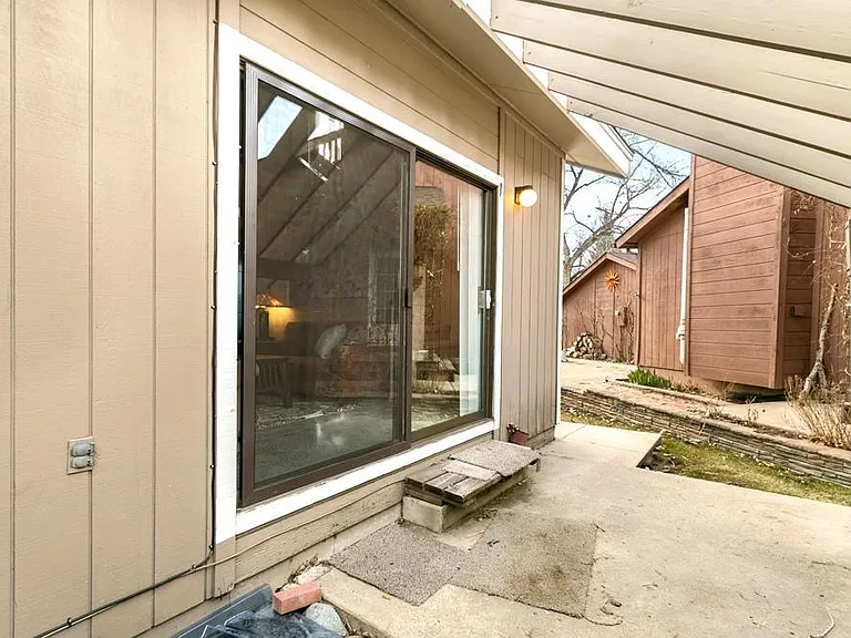 1040 Driftwood Dr — Photo 15
