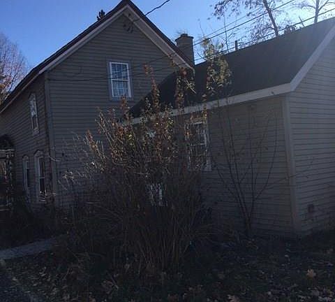 5th image of 21 Wesley Ave
