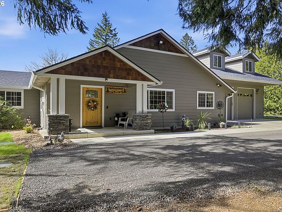 2nd image of 93684 Marcola Rd