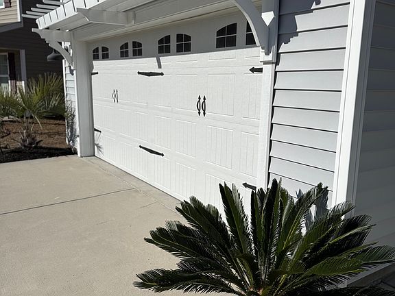 4th image of 9339 Vineyard Grove Ln NE