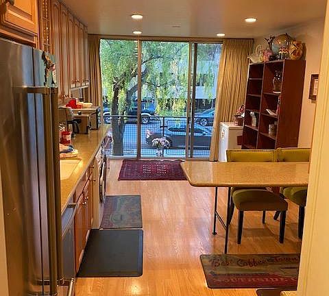 3rd image of 425 Grant Ave APT 20
