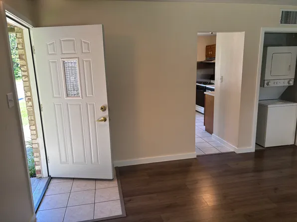 2613 Perryville Rd APT 5, Cape Girardeau, MO 63701