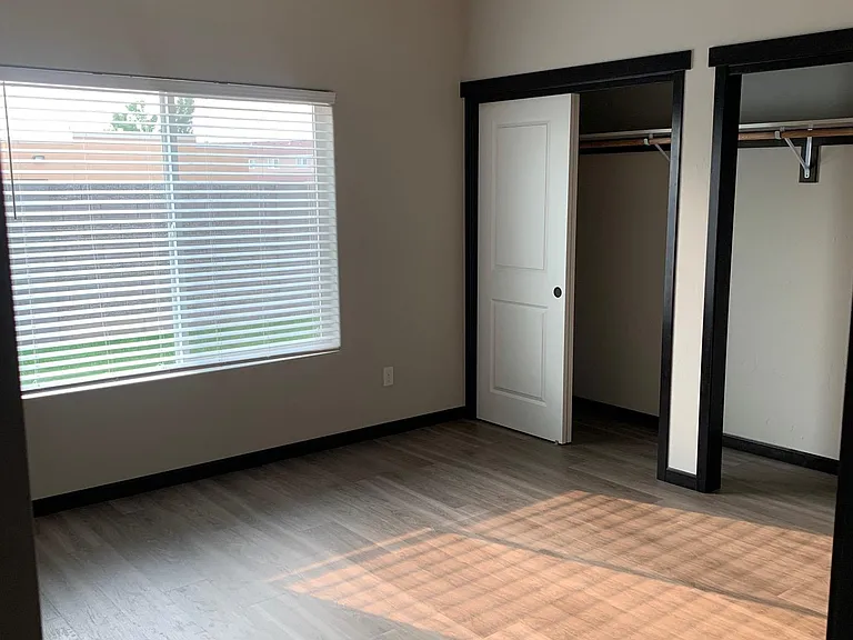 5810 Midland Ln #30 — Photo 11