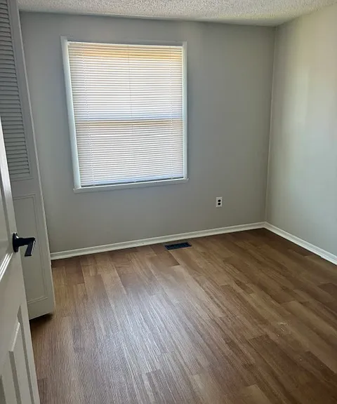 6962 Northview Dr — Photo 7