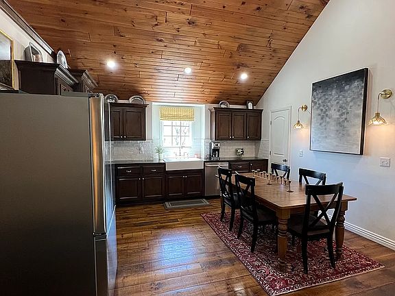 2nd image of 10551 W Larosa Ln