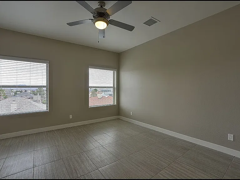 Moderno Village Apartments and Town Homes — Photo 26