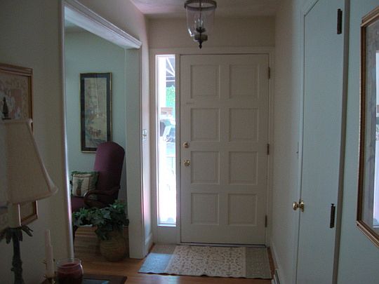4th image of 2661 Winslow Ln