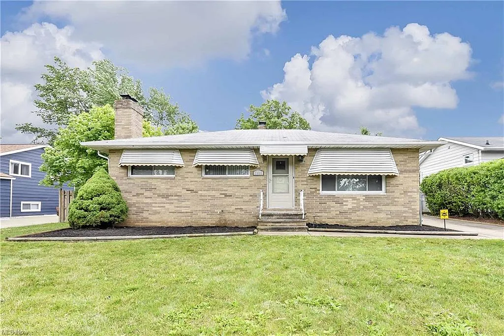 5401 Dartmouth Dr photo 1