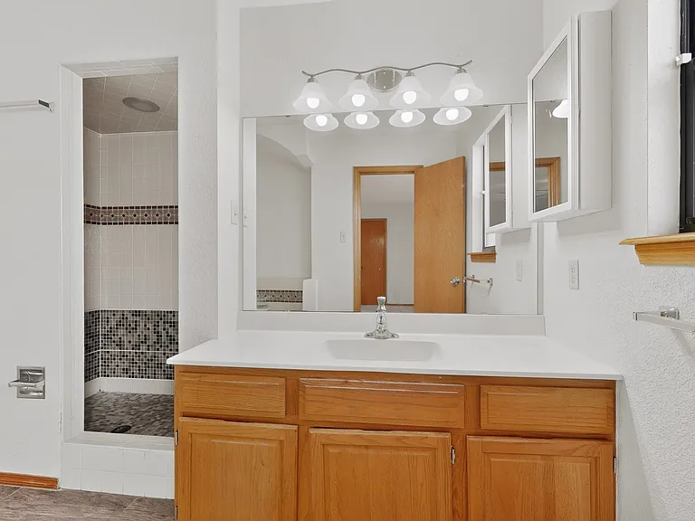 711 Windmill Dr — Photo 25