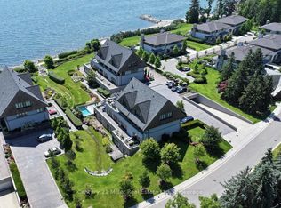 10 Maple Grove Dr #26, Oakville, ON L6J0E1
