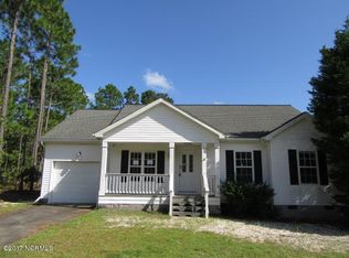 1000 Longleaf Dr, Southport, NC 28461