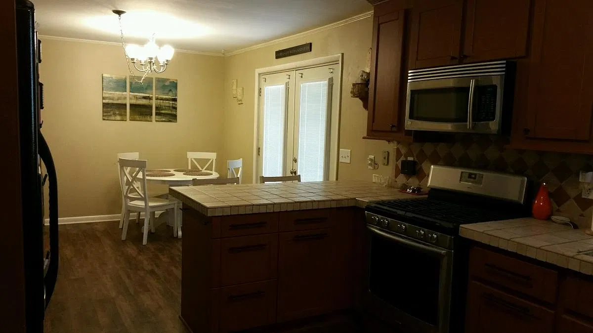 3 bed, 1650 sqft, $2,350 — Photo 2