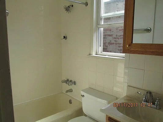 Rented by Windsor Homes Realty Corp | media 12