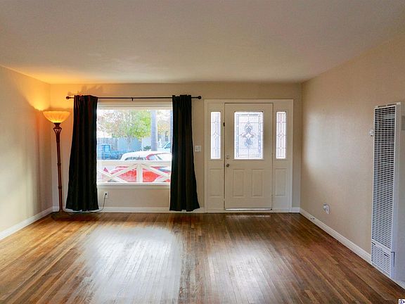 5th image of 637 Myrna Dr