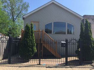 523 W Root St, Chicago, IL 60609