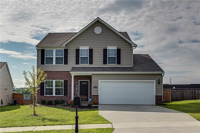 3 bed, 2.5 bath, 2200 sqft, $2,500 — Photo 1