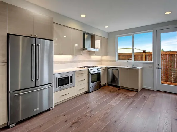 124 20th Ave #A, Seattle, WA 98122