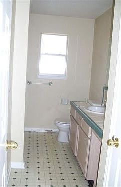 2nd image of 147 Scenic Oak Dr