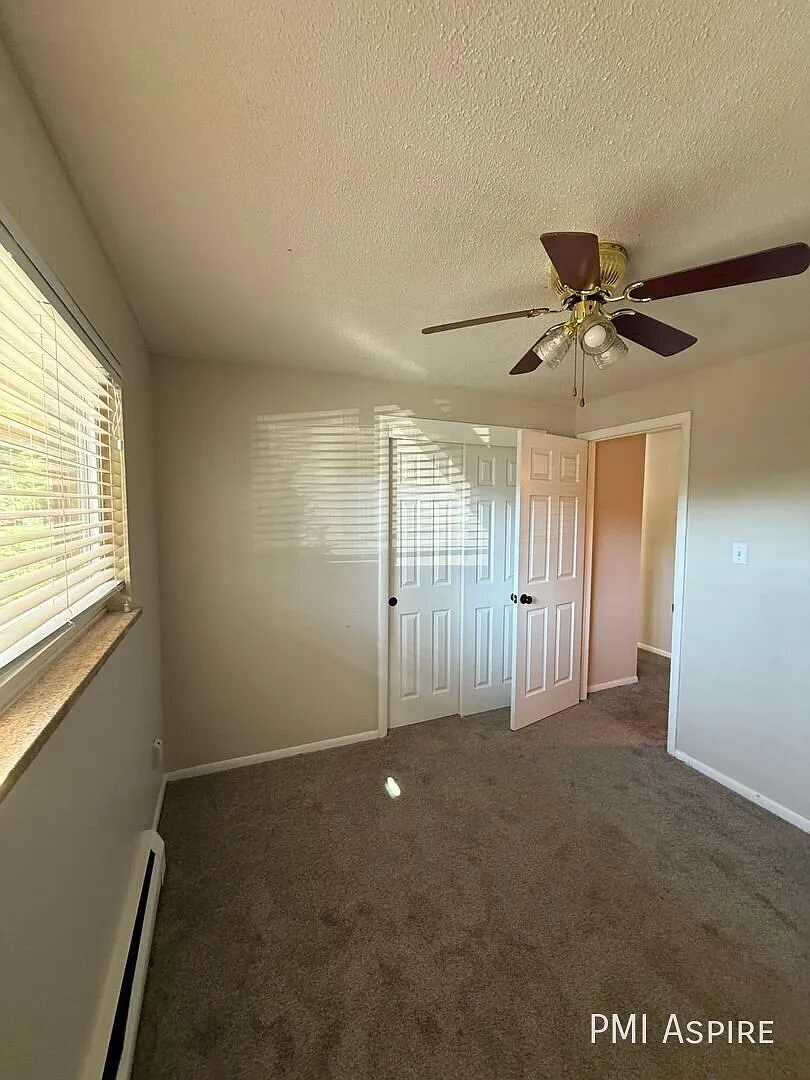 8944 W 54th Pl — Photo 3