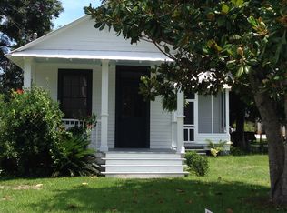 243 Sycamore St, Bay Saint Louis, MS 39520