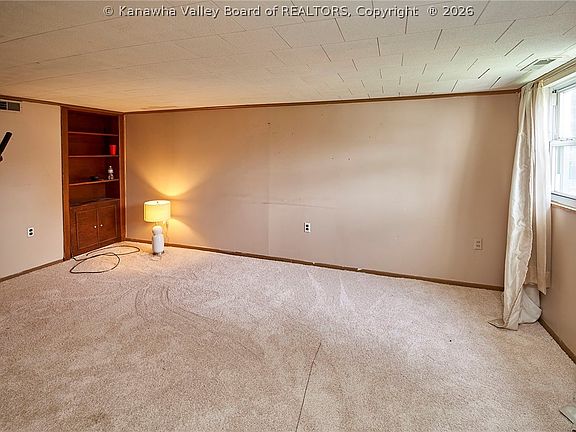 5th image of 438 1/2 17th St