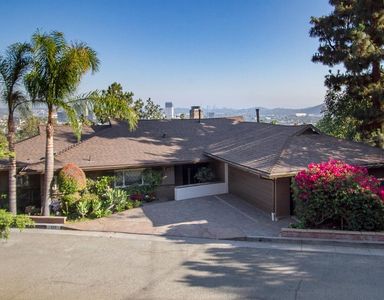 320 Brockmont Dr, Glendale, CA, 91202