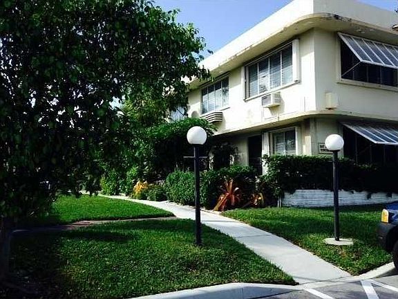 4th image of 9720 Bay Harbor Ter APT 2