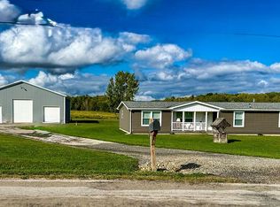 6111 Slater Rd, Andover, OH 44003