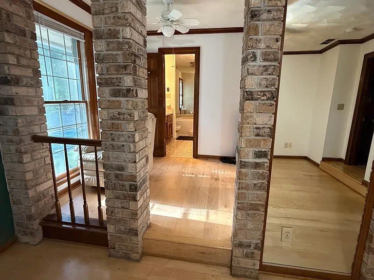 2148 Castleway Ct — Photo 7