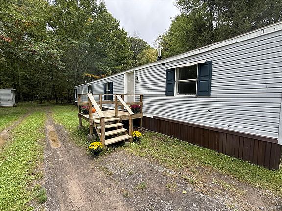 2nd image of 25 Fawn Road #8