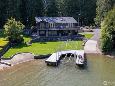 21615 Snag Island Drive E, Lake Tapps, WA, 98391