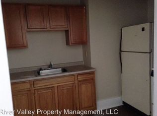 30 Main St APT 6, Springfield, VT 05156