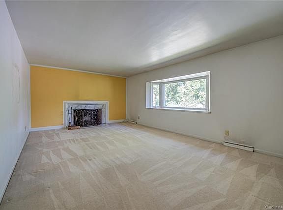 5th image of 509 Eastwood Dr