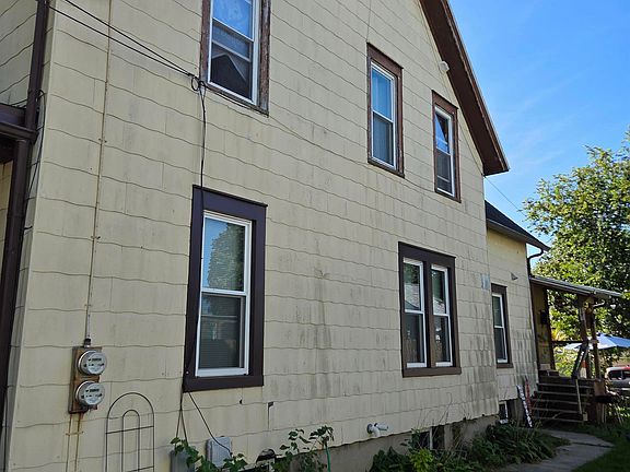 3rd image of 317 Monroe St