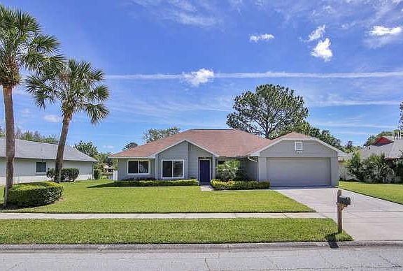 2nd image of 15107 Alexis Dr
