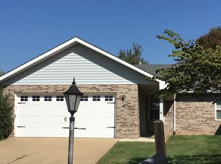 6 Arbor Ln, Glen Carbon, IL 62034