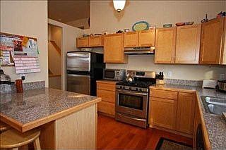 1st image of 186 Woodman Dr
