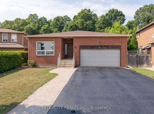 64 Brandy Cres, Vaughan, ON L4L3C7