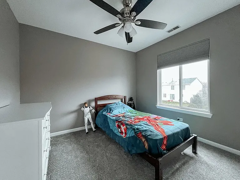 2525 Stonybrook Dr — Photo 14