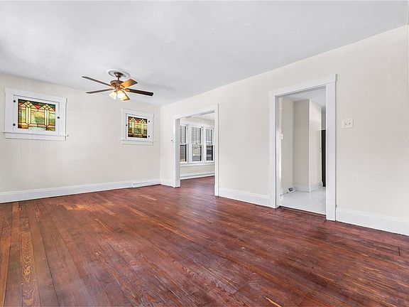 2nd image of 1438 8th Ave